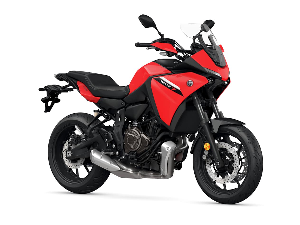Yamaha Tracer 7 2023 Redline : trois quarts avant