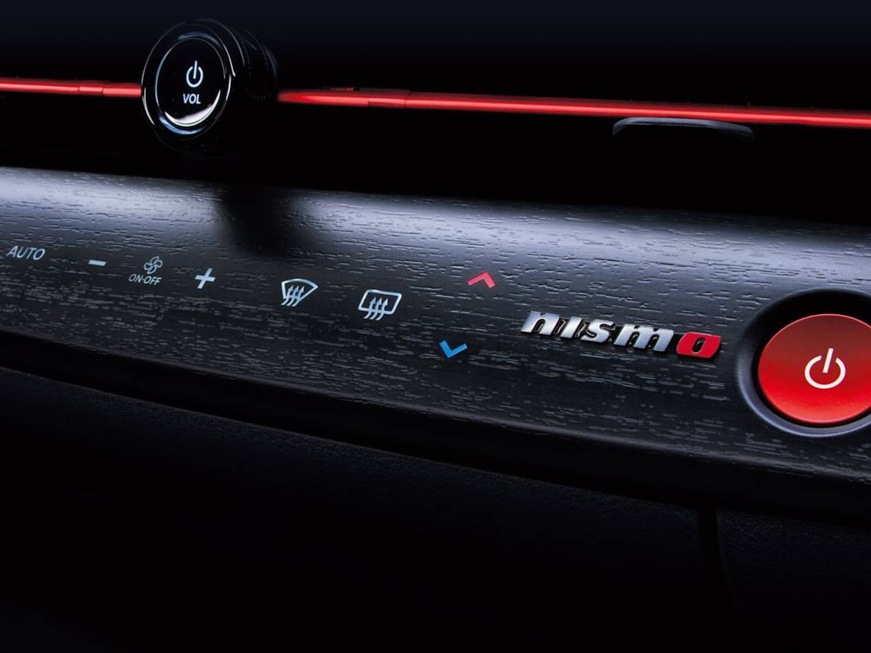 nissan ariya nismo details red andon interior illumination 