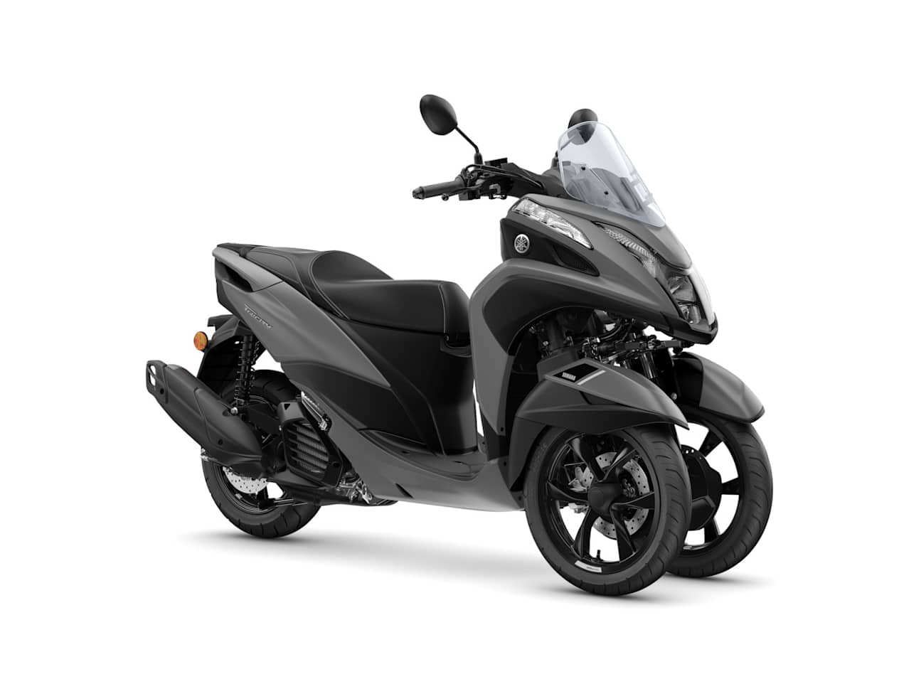 Yamaha Tricity 125 2024 Matt Grey : trois quarts avant