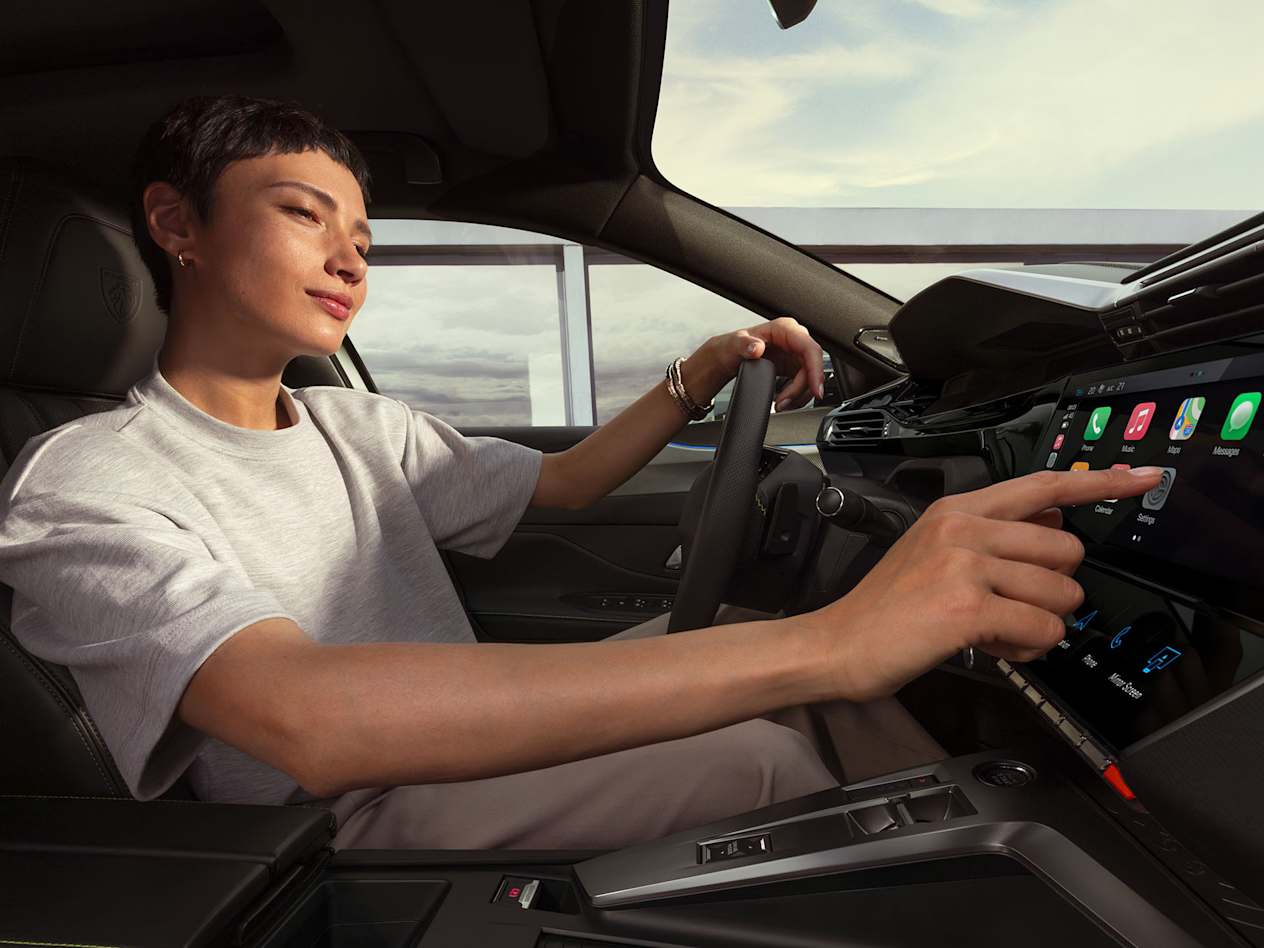 Peugeot 408 Carplay