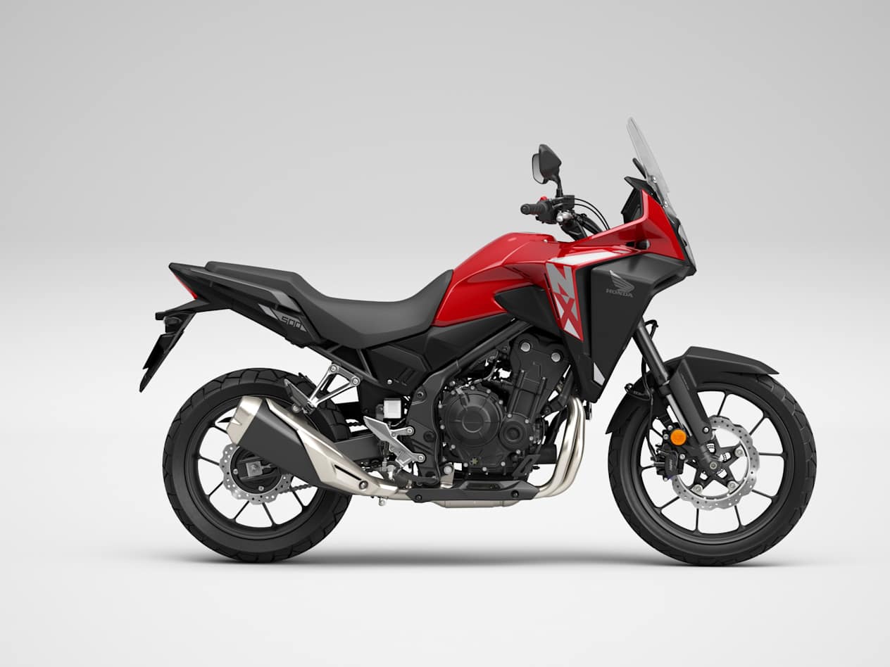 Honda NX500 2024 Grand Prix Red : profil