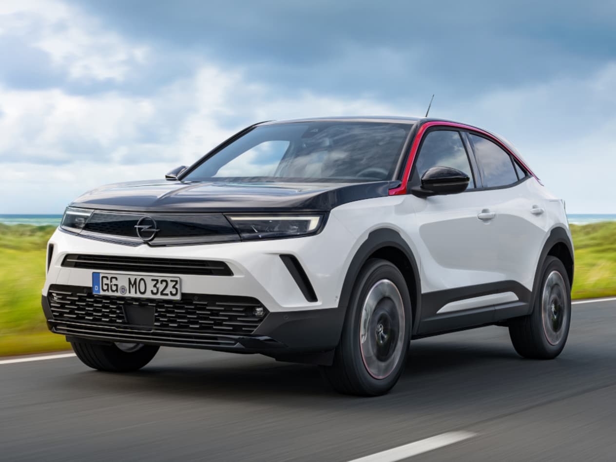 Opel Mokka 2021 : trois quarts avant gauche sur route