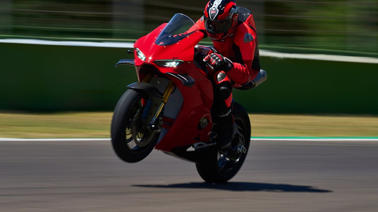 Panigale V4 now available on its lowest ever finance rate