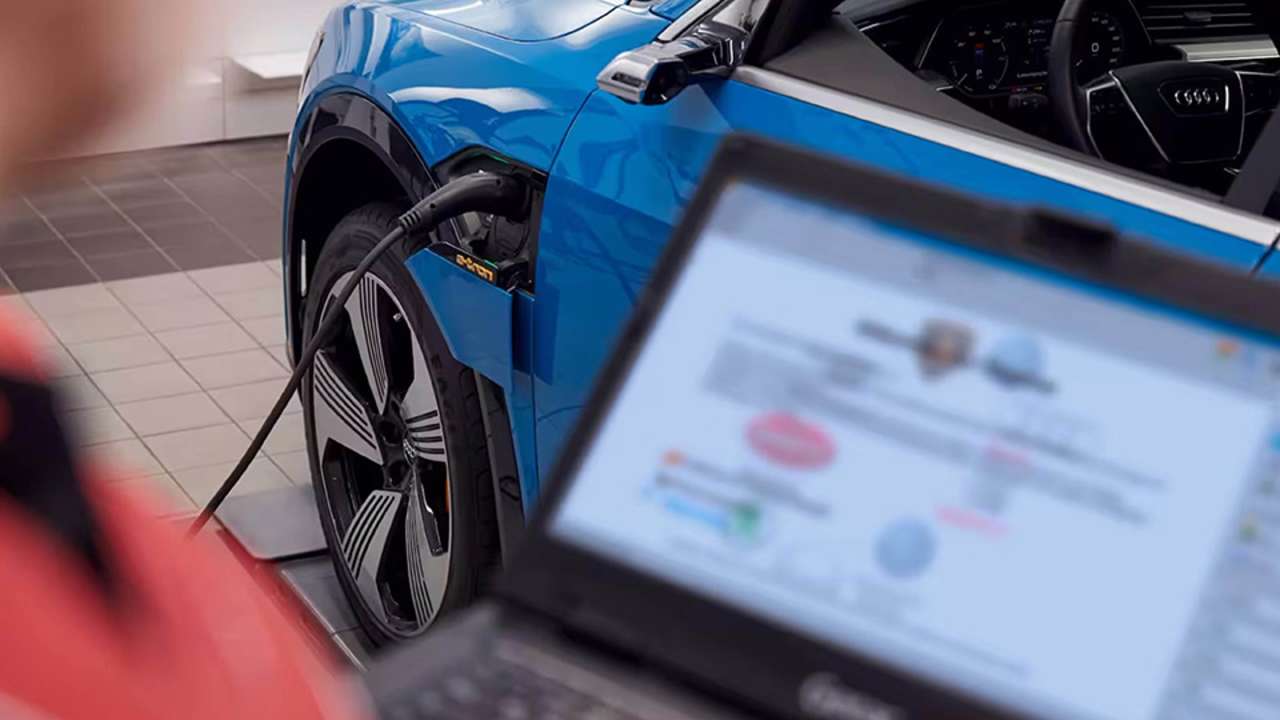 e-tron Service Plans 