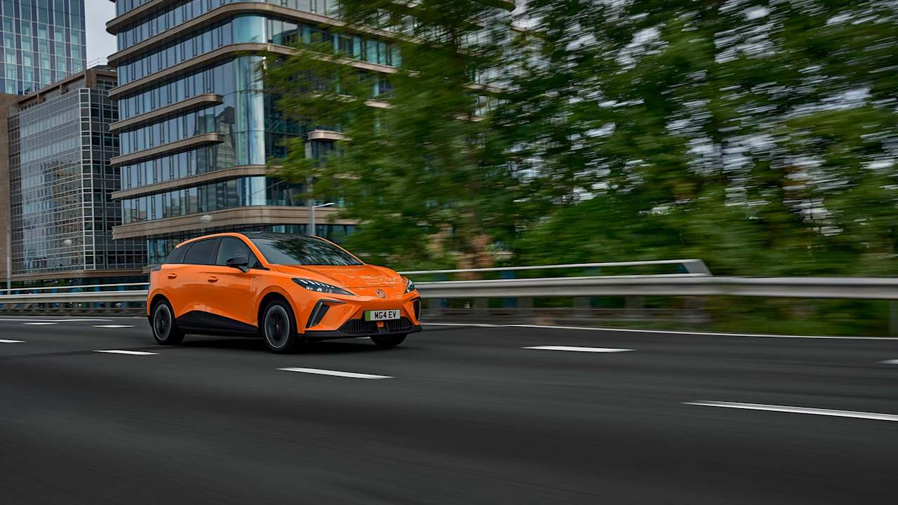 MG4 Hatchback 180Kw Trophy Ev Extended Range 77Kwh 5Dr Auto (2023 On)