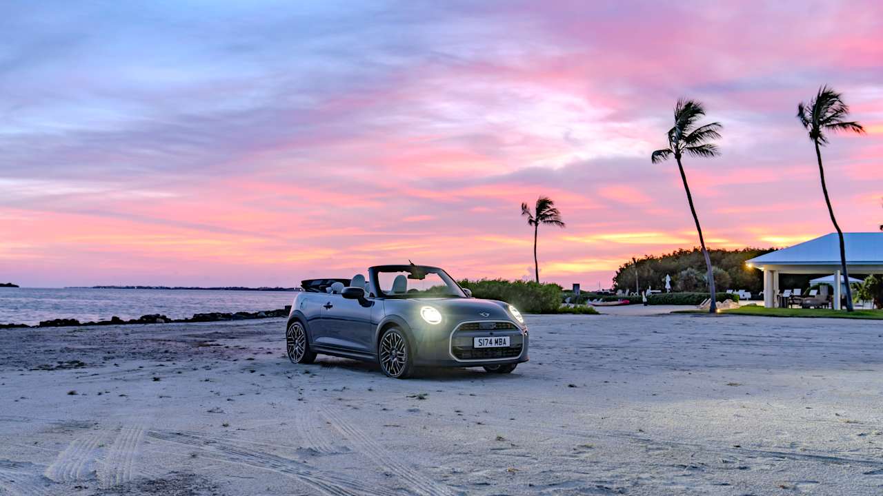 New MINI Cooper Convertible 