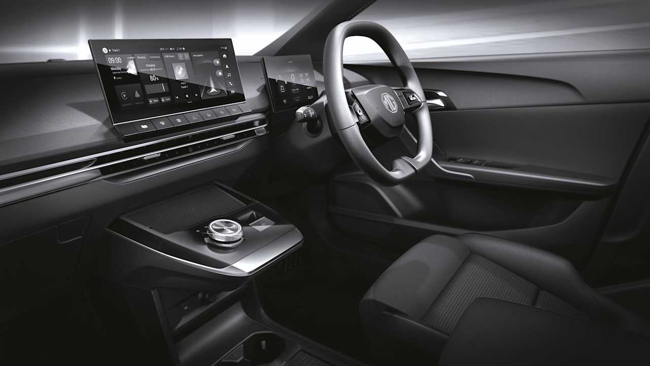 MG4 ev interior 