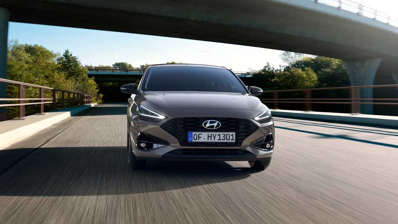 i30