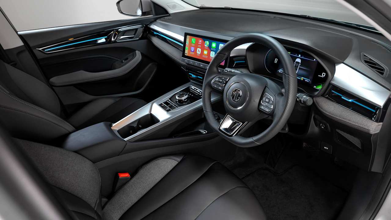 mg interior black
