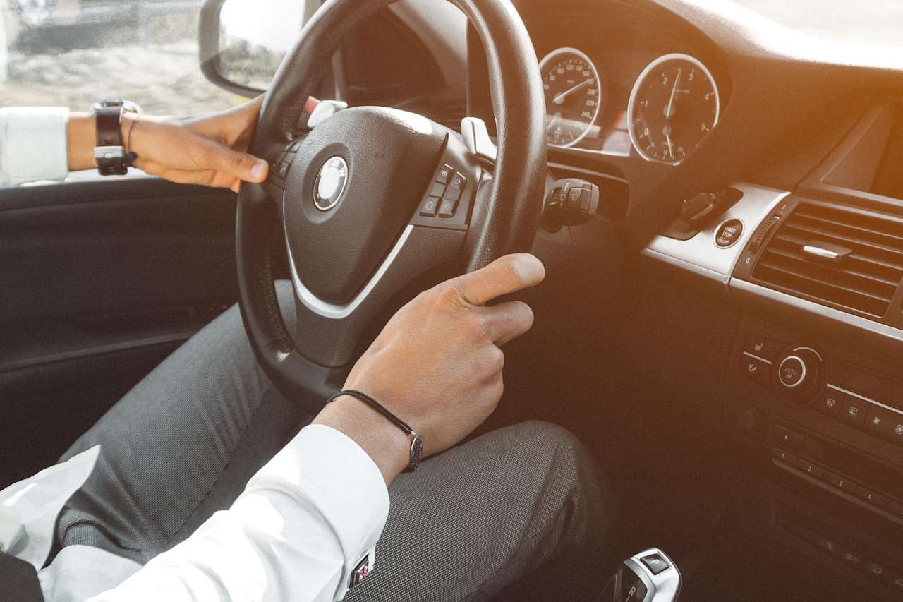 How to save fuel when driving with Fuel-saving tips from our experts