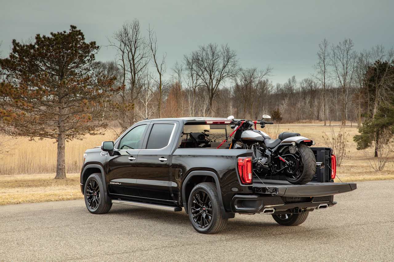 GMC Innovation Continues with 2020 Sierra 1500 