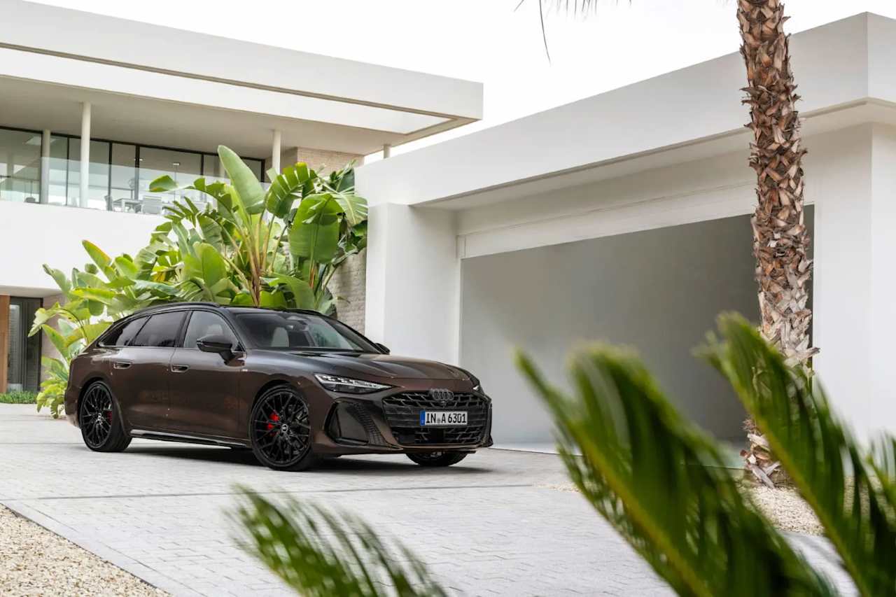 New 2025 Audi A6 Avant 