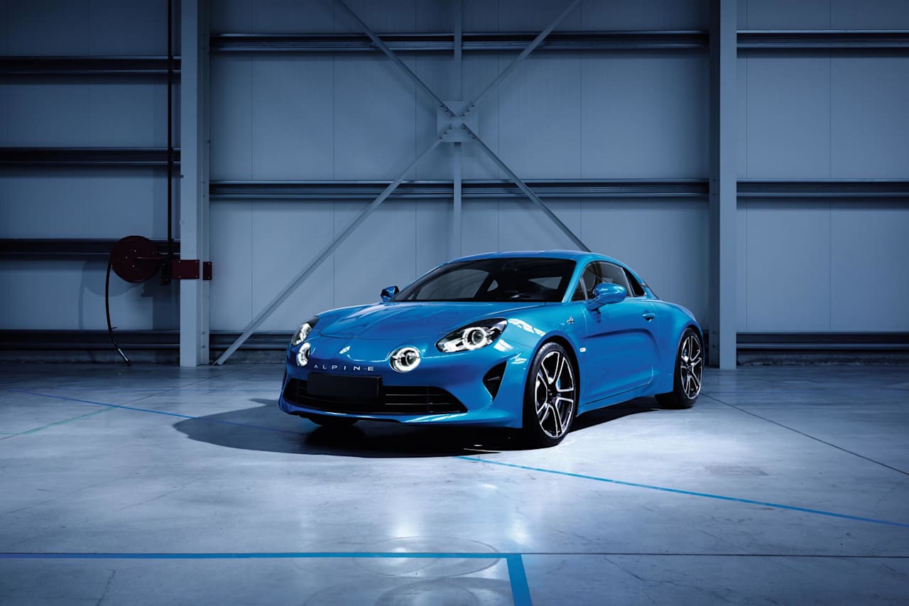 Alpine A110 Rated a Five-Star Car at the Autocar Awards 2018