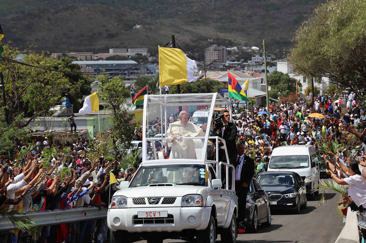 Nissan creates NP300 ‘Popemobile’ 