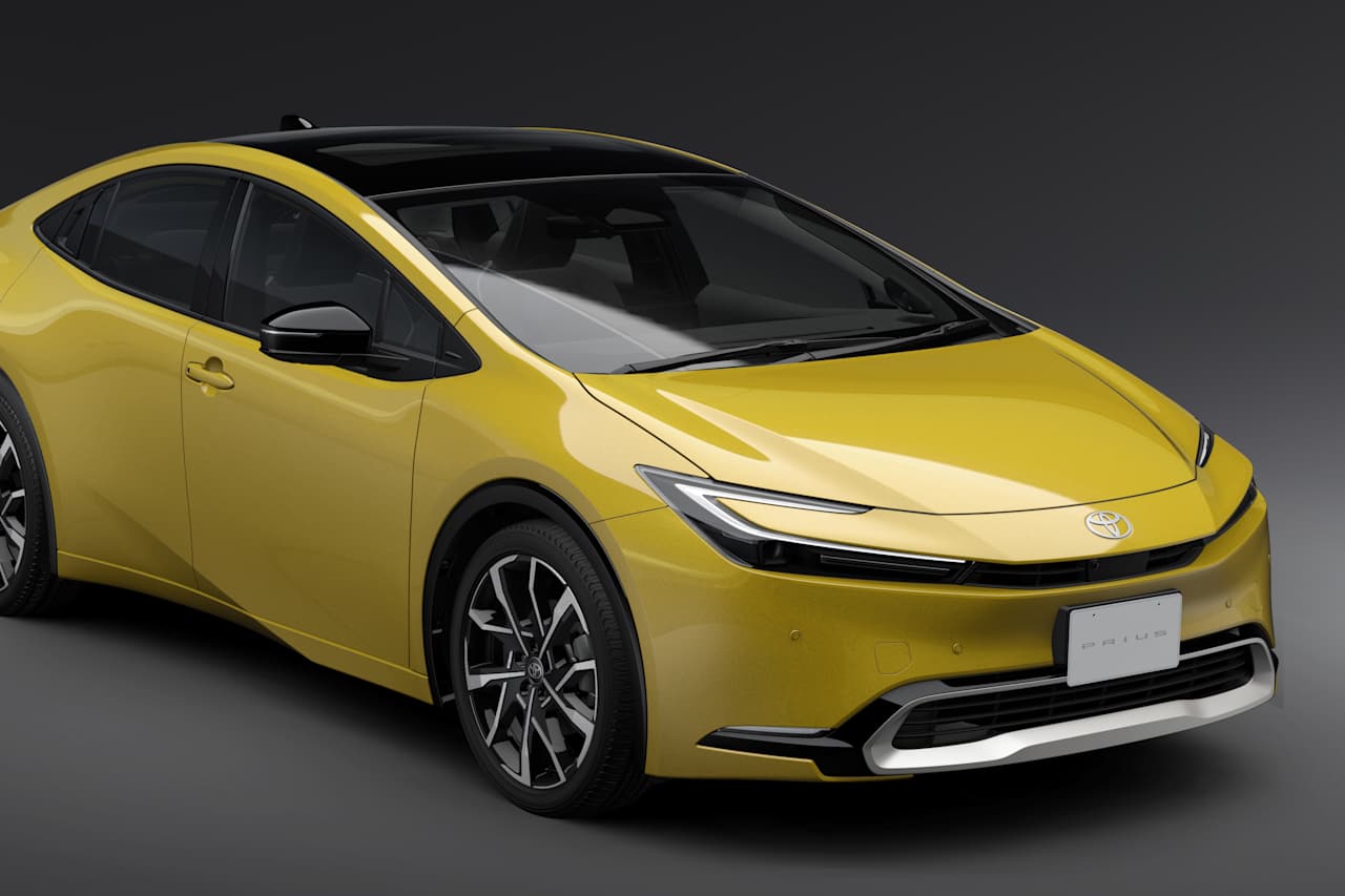 World Premier of Prius in Japan