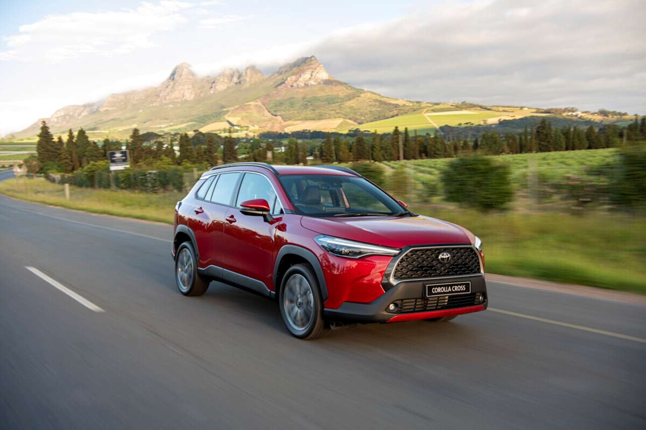 CROSS BOUNDARIES IN THE ALL-NEW TOYOTA COROLLA CROSS