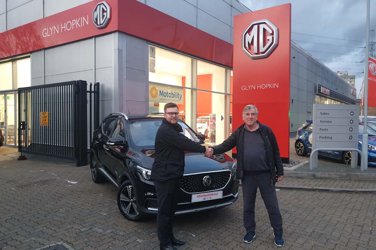 First Fully Electric MG ZS EV Collected at Glyn Hopkin