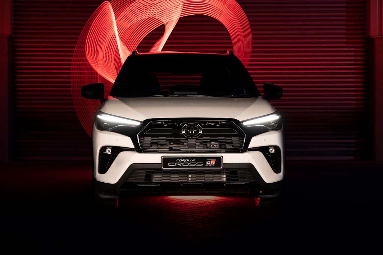 TOYOTA COROLLA CROSS GETS THE GR-S TREATMENT