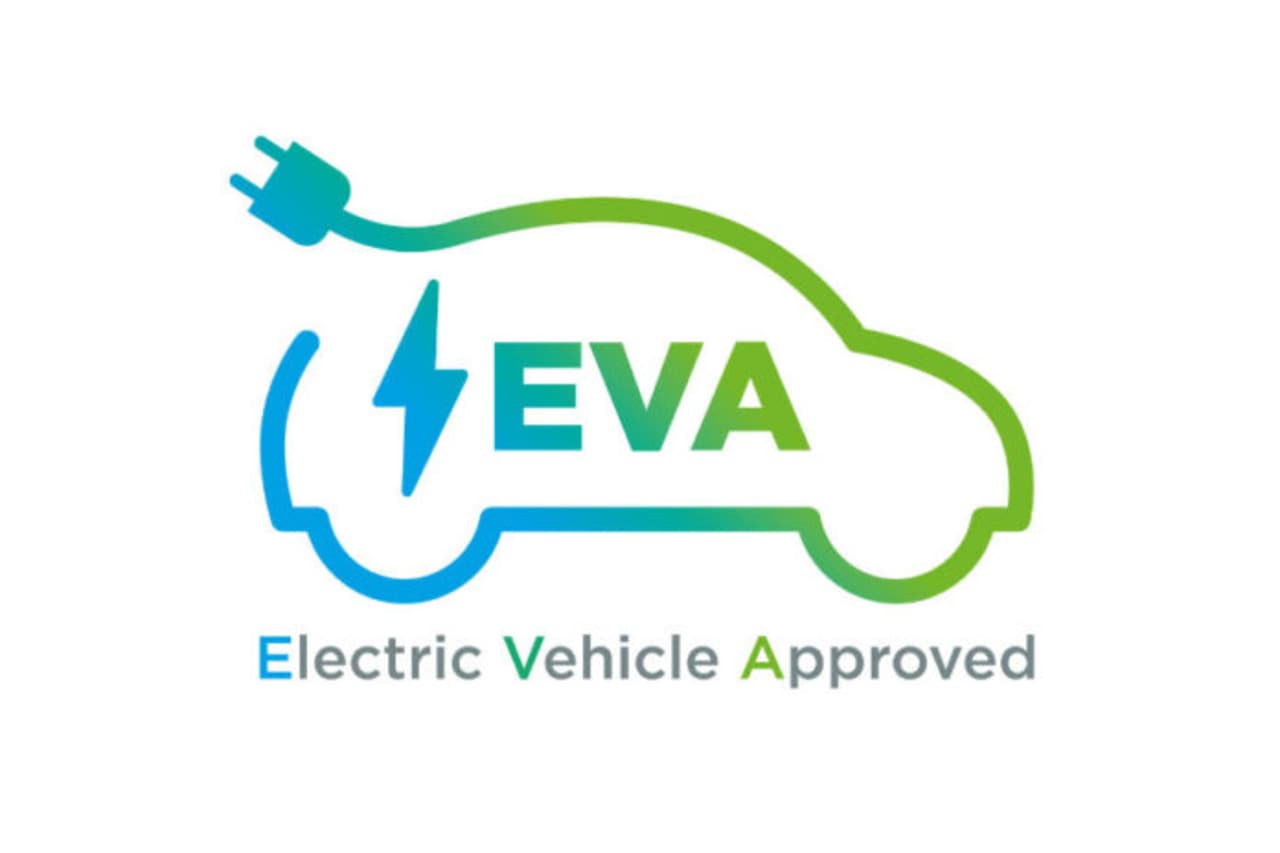Glyn Hopkin Nissan awarded new EVA status
