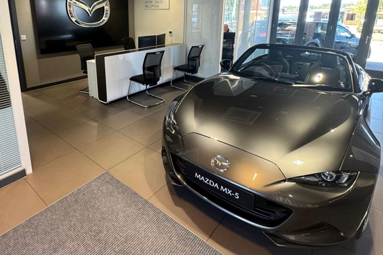 Yeomans Mazda Bexhill