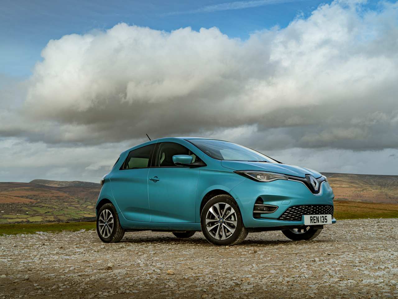 NEW RENAULT ZOE: AT A GLANCE