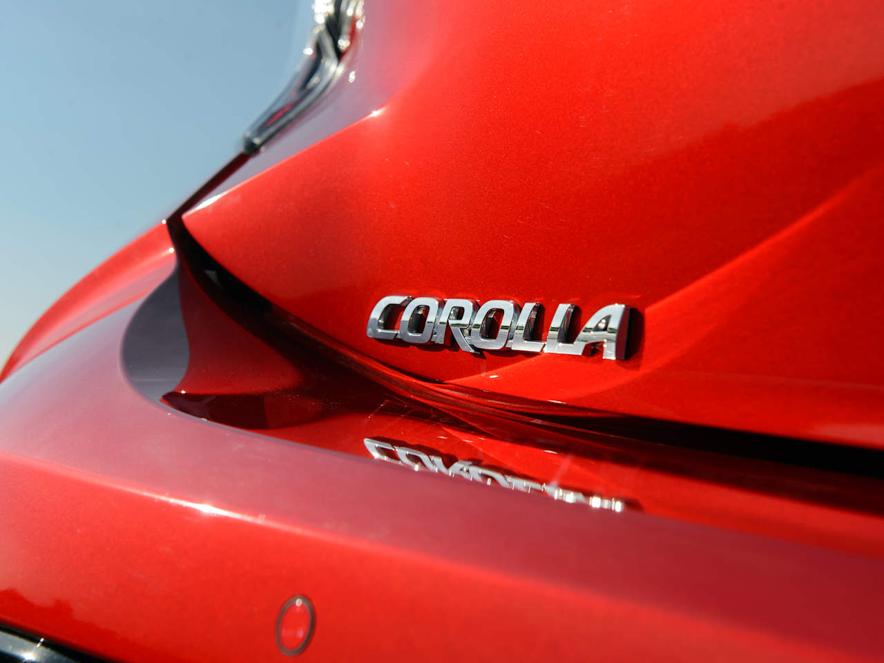 TOYOTA COROLLA GAINS NEW FEATURES AND SPECIFICATIONS FOR 2021