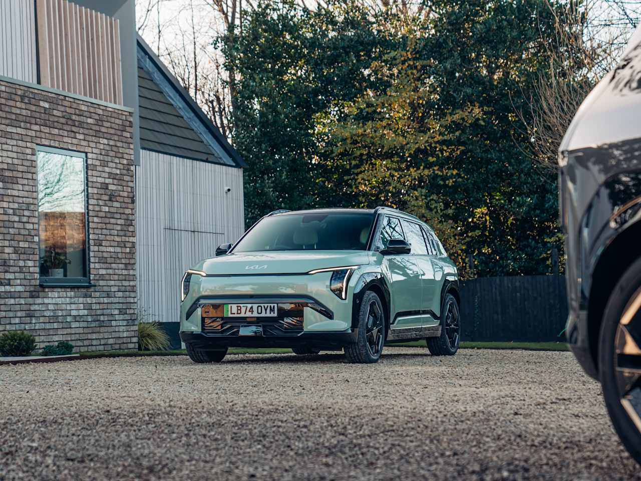KIA EV3 AWARDED FIVE-STAR EURO NCAP SAFETY RATING