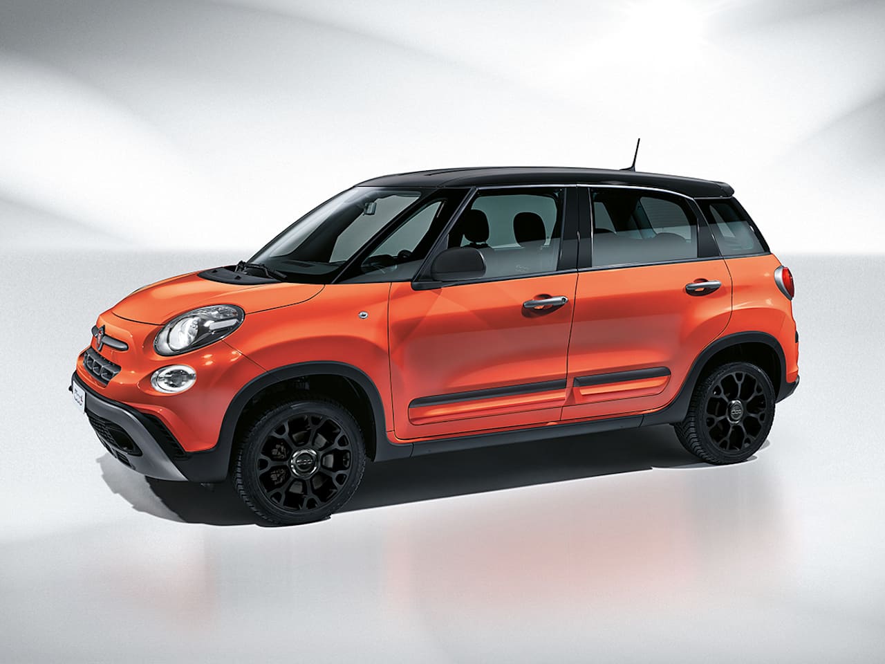 Introducing The New Fiat 500L City Cross