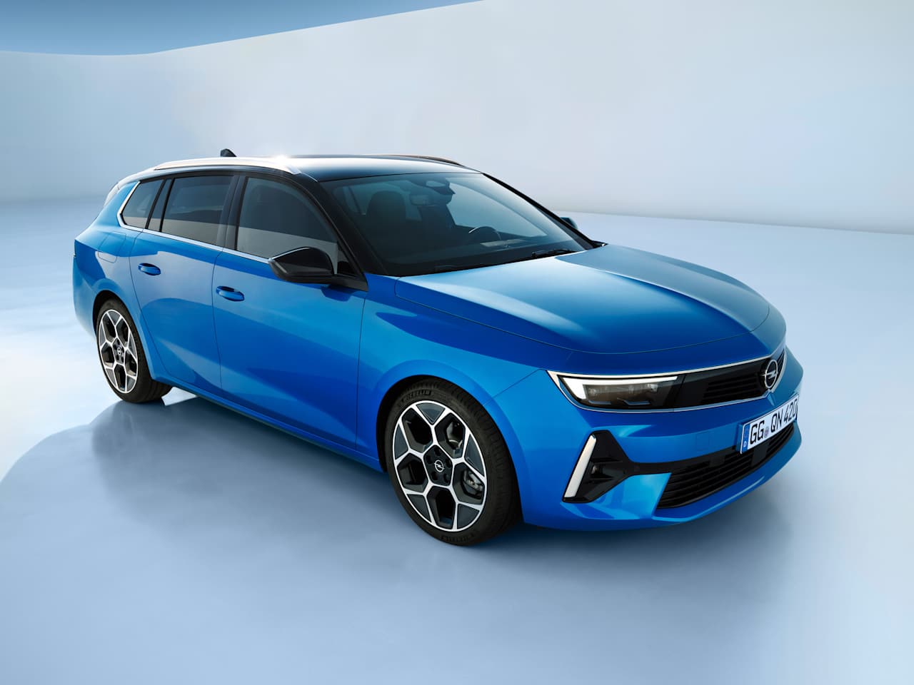 Opel Astra Sports Tourer Electric