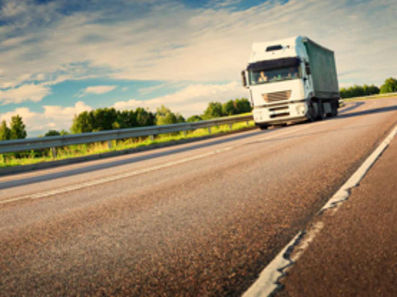 Five top tips for driving in hot weather