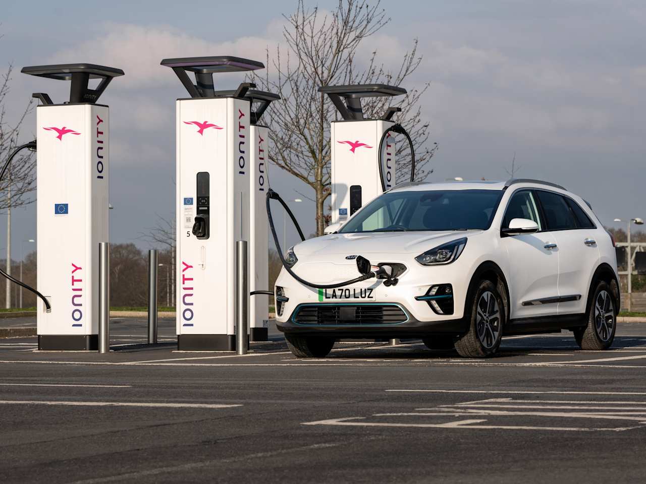 Kia continues to lead UK EV sales in 2021