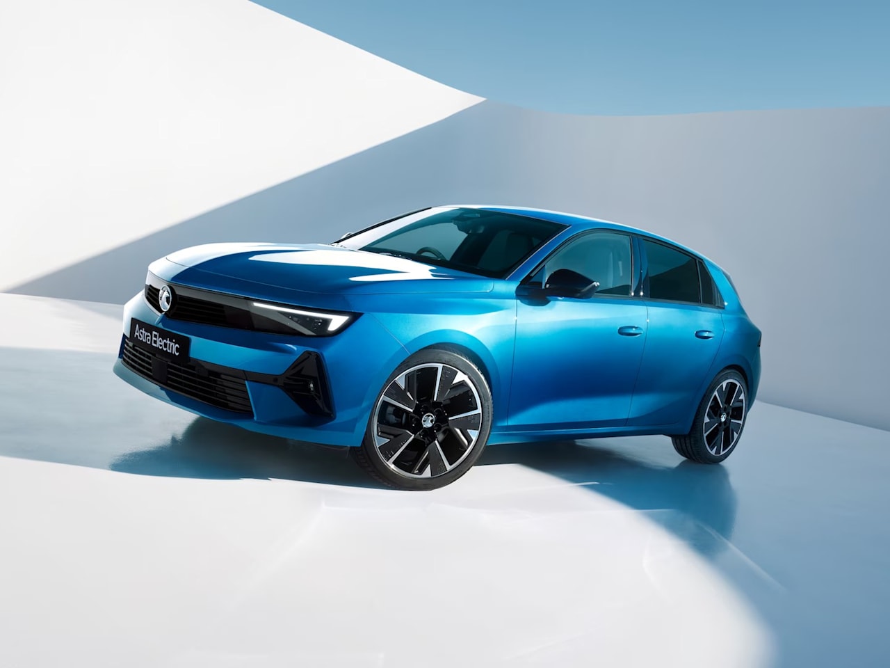 Price cuts to the Vauxhall Astra Electric with new Astra entry model