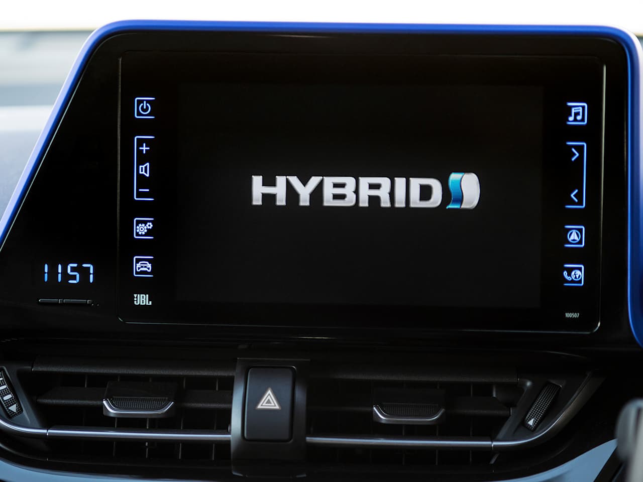 DOES HYBRID DRIVING SAVE YOU FUEL?