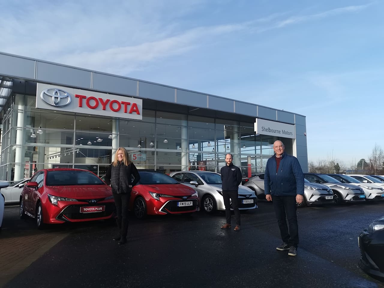 Local motor retailer Shelbourne Motors has secured a £5,000 donation for Portadown Cares Christmas Appeal from Toyota GB
