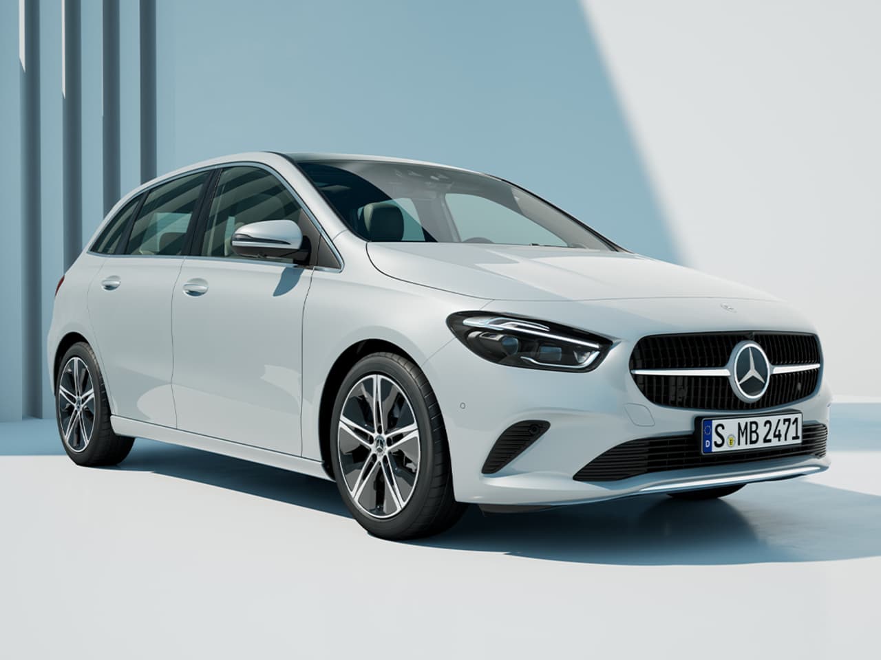 Mercedes-Benz B 200: компактний мінівен для сучасного міського життя