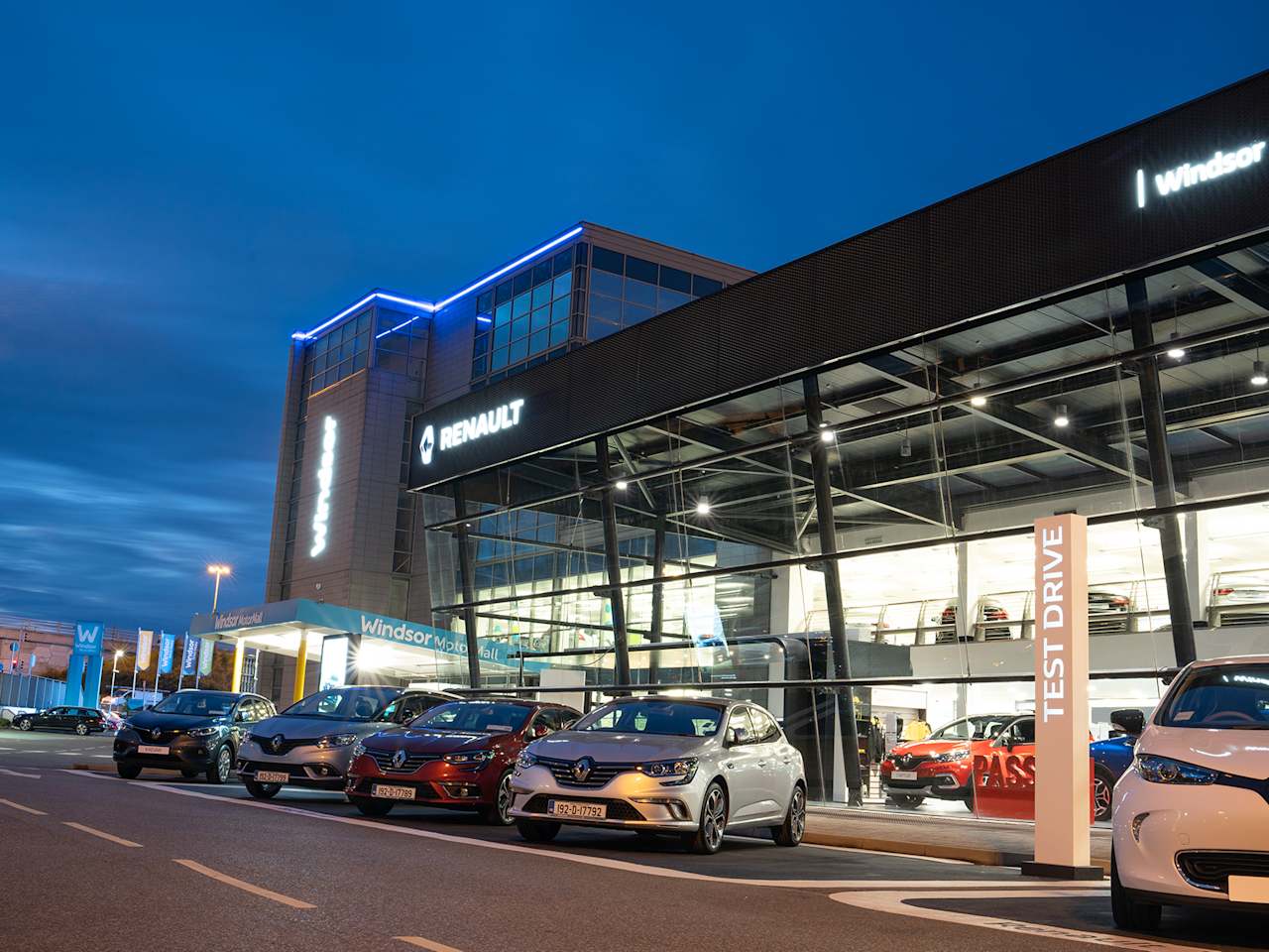 Windsor MotorMall Renault