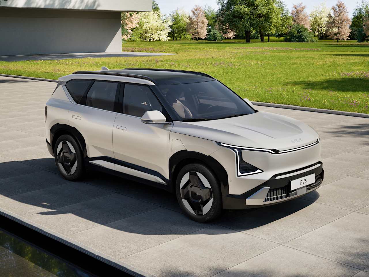 The Kia EV5 tailors electric mobility for European drivers