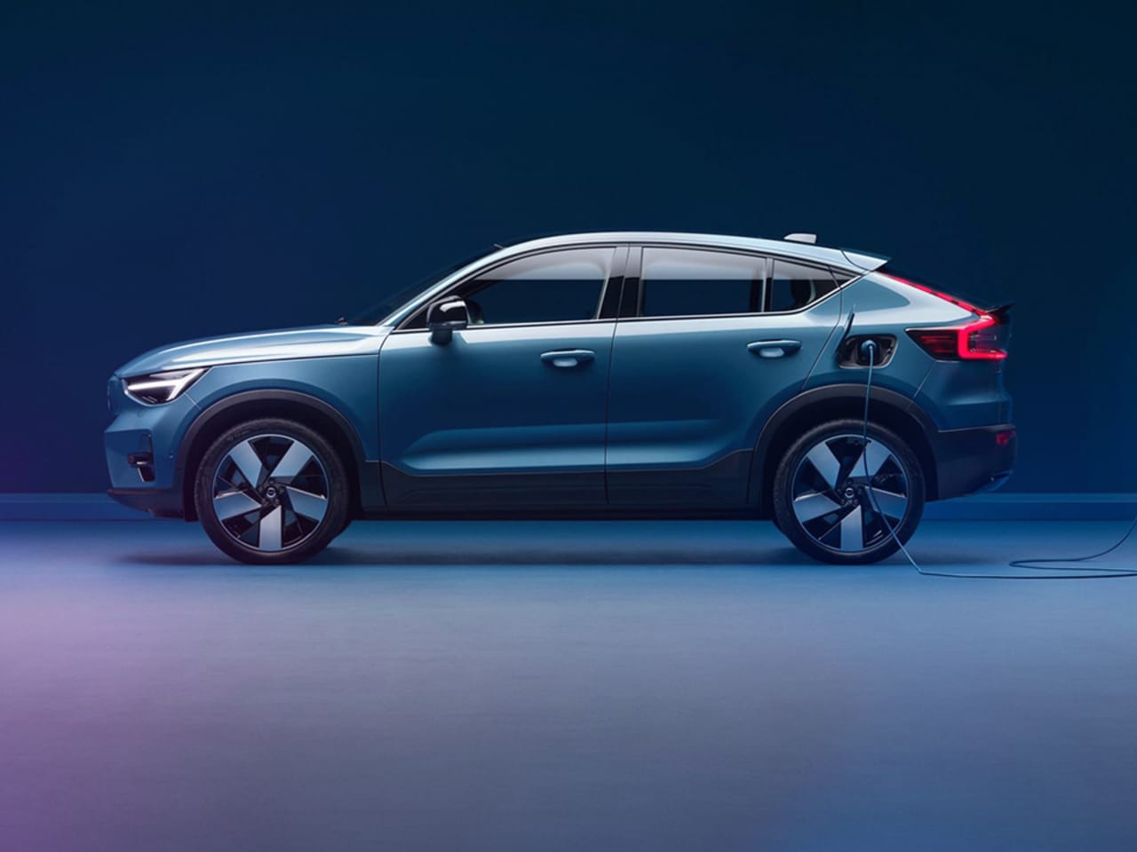 Volvo Cars Tech Fund invests in power electronics start-up Leadrive
