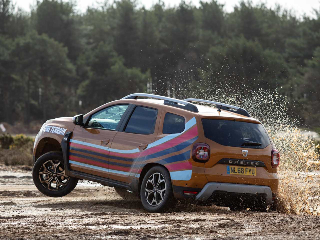 DACIA TEAMS UP WITH FUTURE TERRAIN SUPPORTING REHABILITATION FOR EX-MILITARY SERVICE PERSONNEL