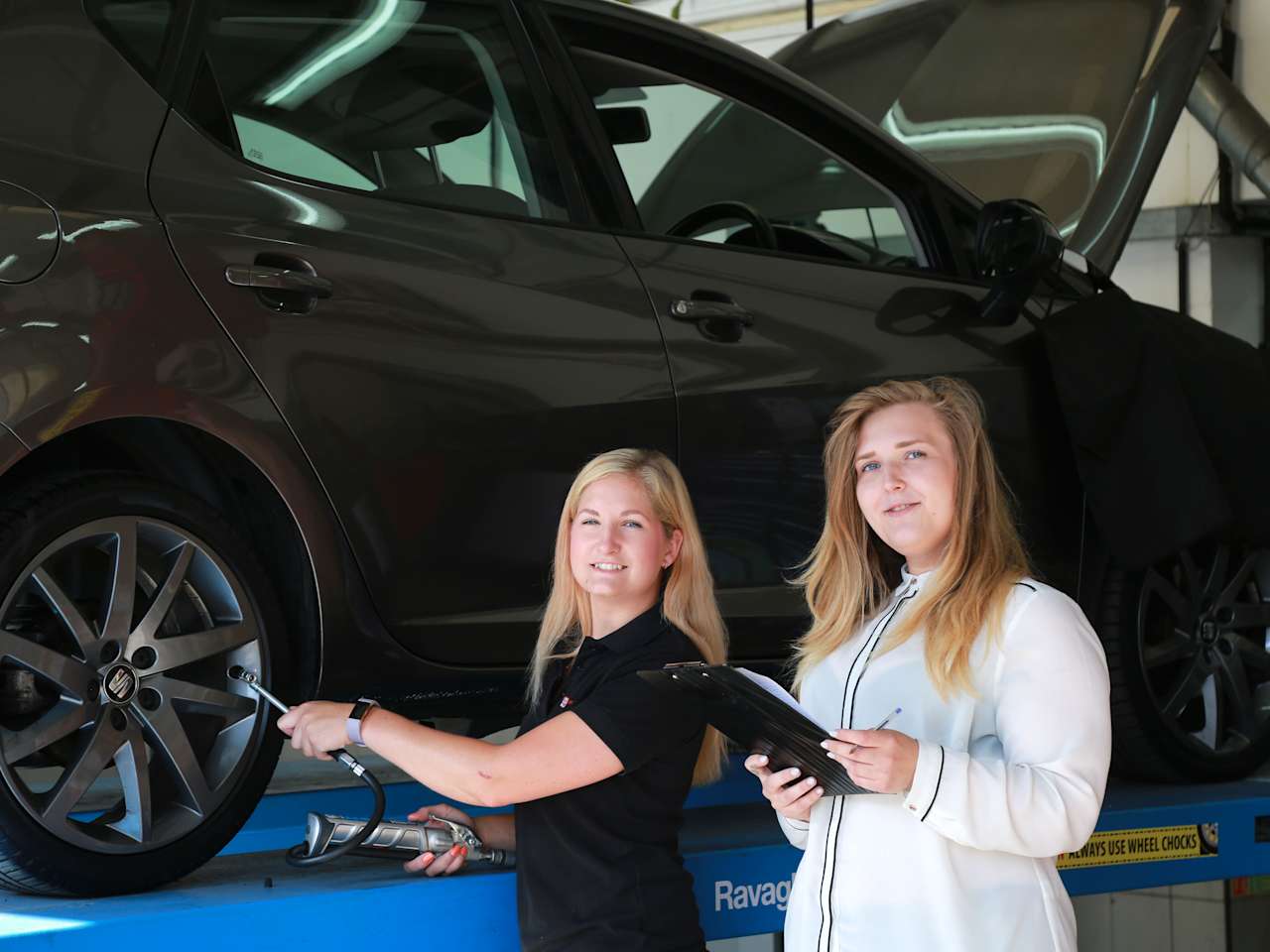 SEAT UK ask Daisy Brinkhurst to represent them at the TOP Service People Awards in Barcelona!