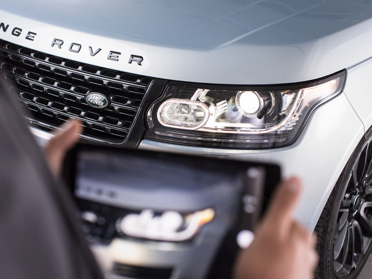 Land Rover Accident Repair Centres