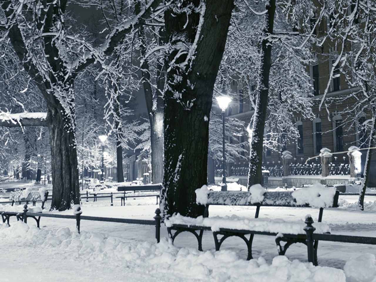 DRIVING IN WINTRY CONDITIONS 