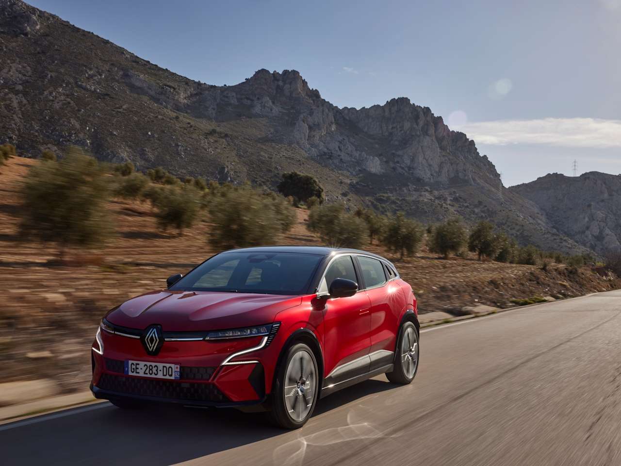 All-NEW RENAULT MEGANE E-TECH ELECTRIC RECOGNISED FOR MAXIMUM 5-STAR EURO NCAP SAFETY RATING 