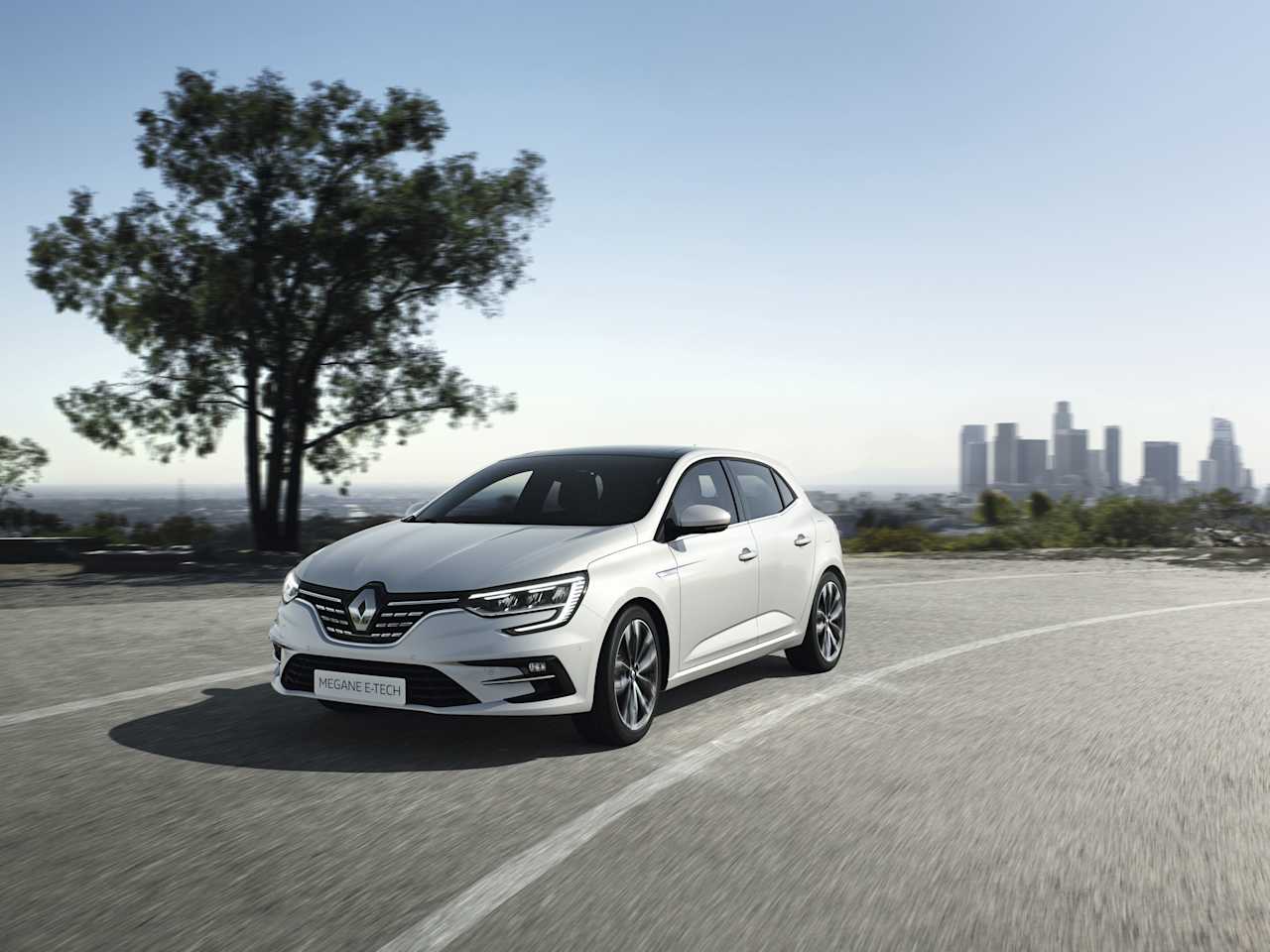 RENAULT ANNOUNCES PRICES AND TECHNICAL DETAILS FOR MEGANE HATCHBACK WITH E-TECH PLUG-IN
