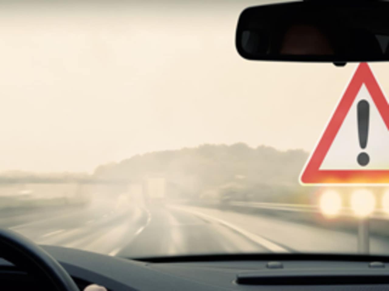 Hazardous driving - driving in fog safety tips