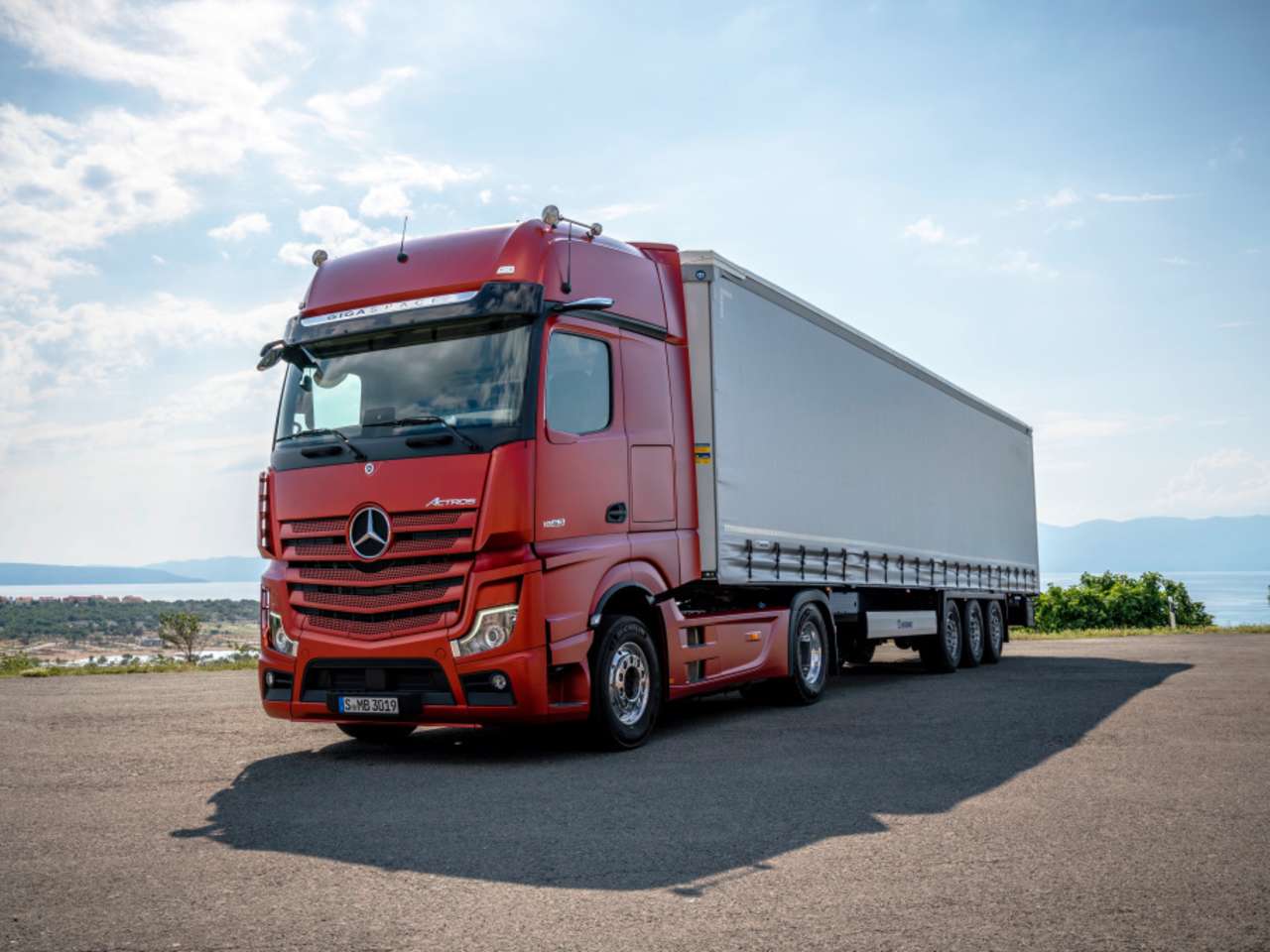 Poids Lourds Mercedes-Benz