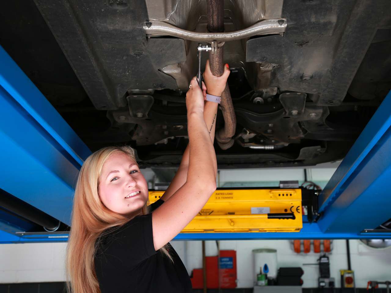 Snows SEAT have launched a new MOT testing station in Portsmouth!