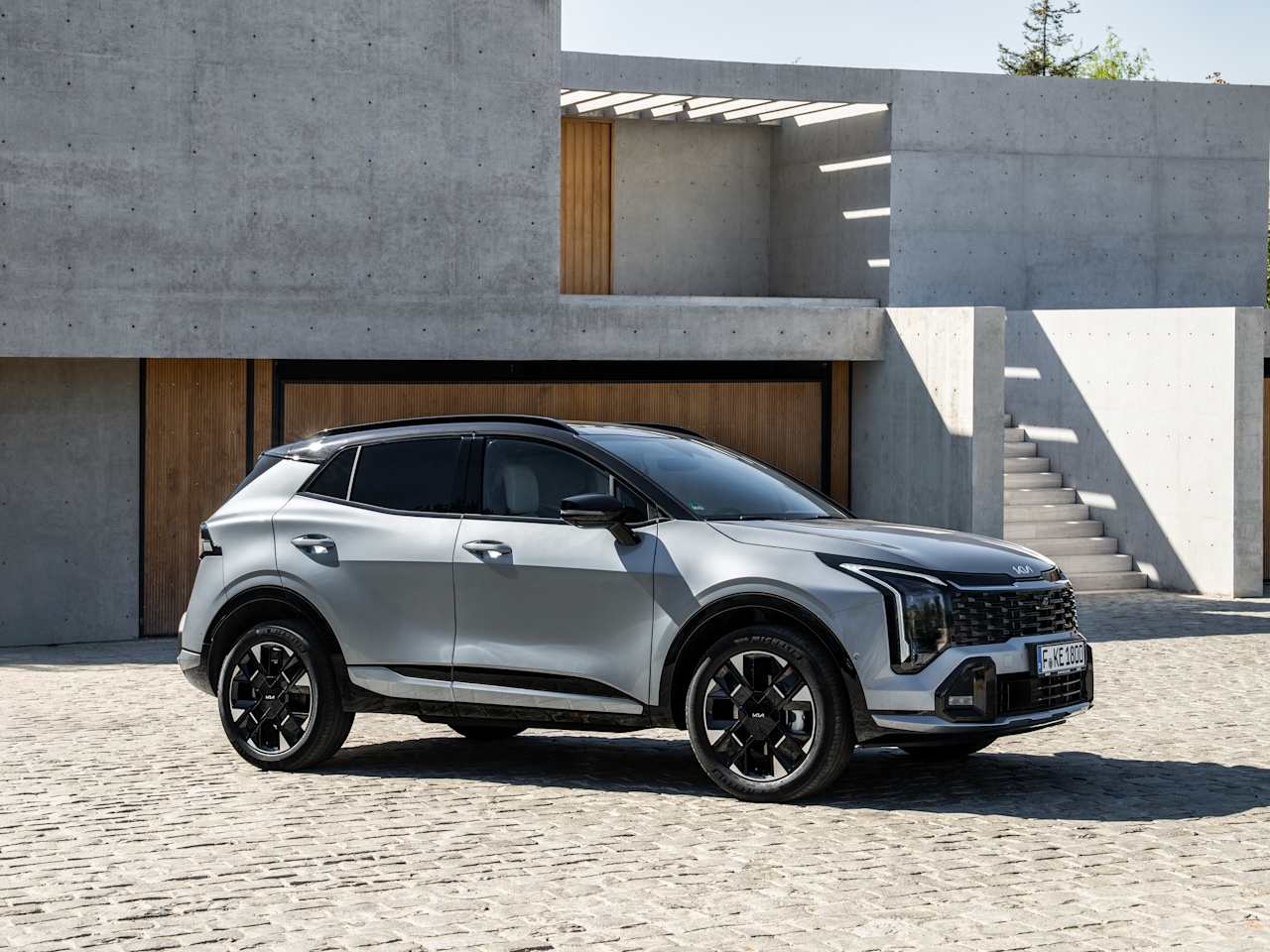 KIA LAUNCHES NEW SUMMER CUSTOMER OFFERS