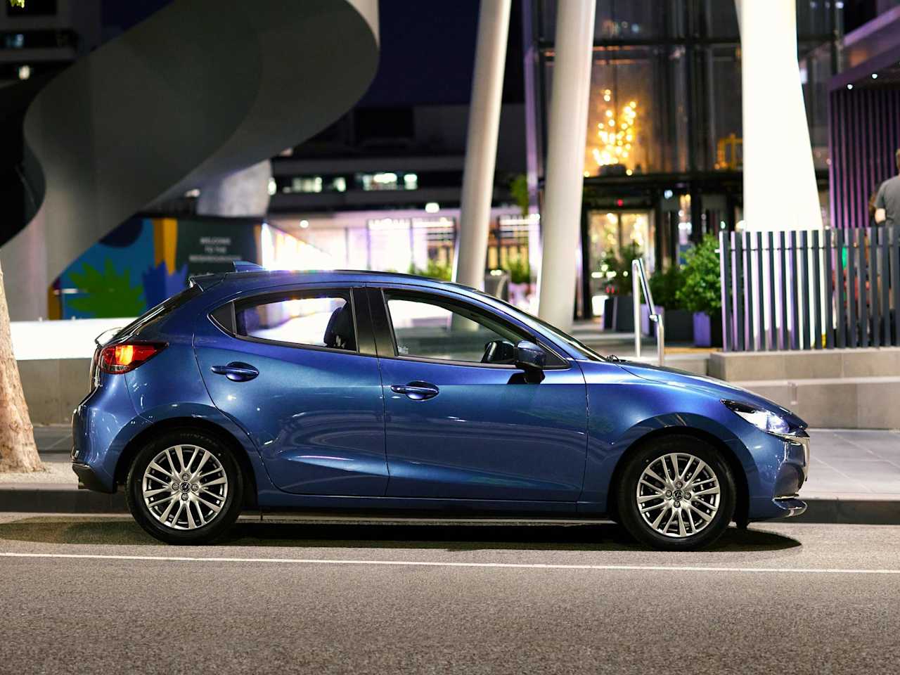 Mazda2
