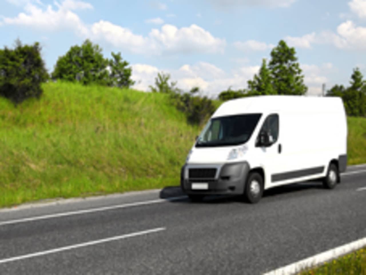 3 vital business van rental tips every company should know